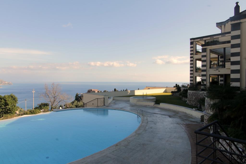 Taormina Panoramic - Taormina Holidays Camera foto